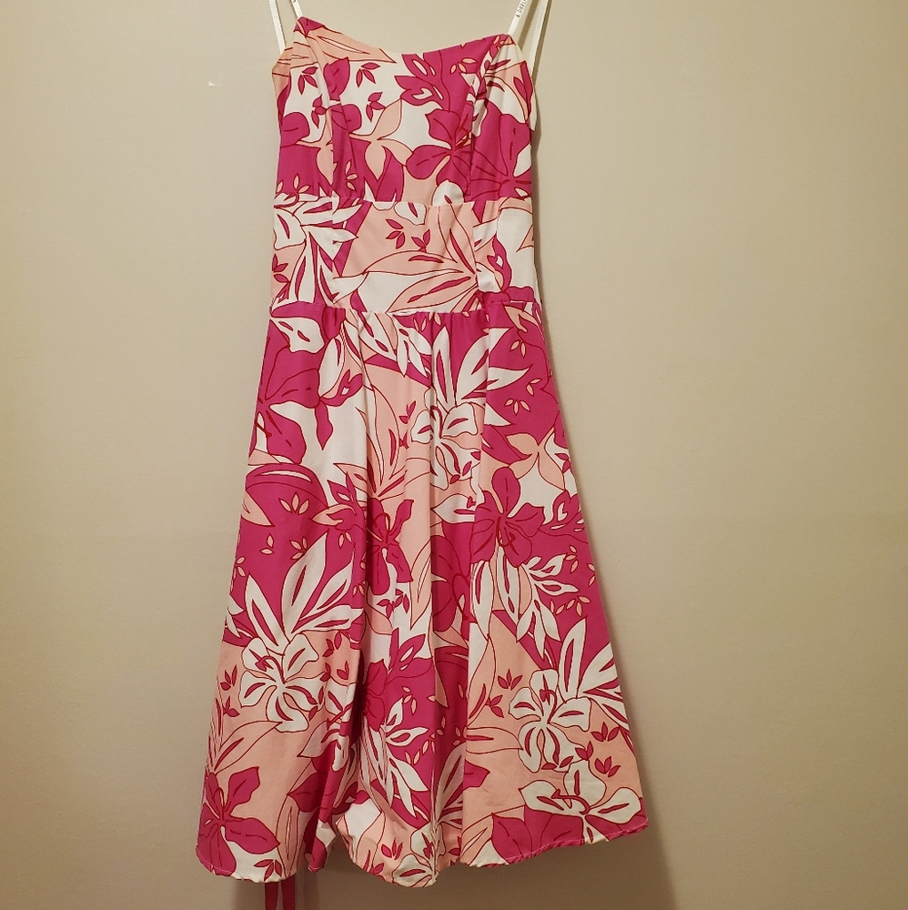 White and pink strapless dress.  So pretty on!